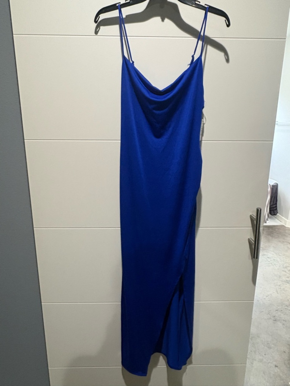 NWT Vibe Sportswear Cowl Neck Strappy Back Midi Dress Royal Blue Large